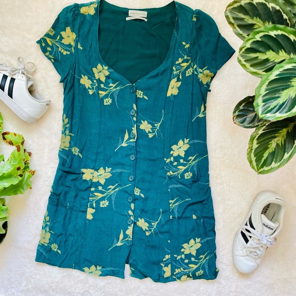 SOLD OU Button Down Floral Mini Dress - Picture 2 of 8